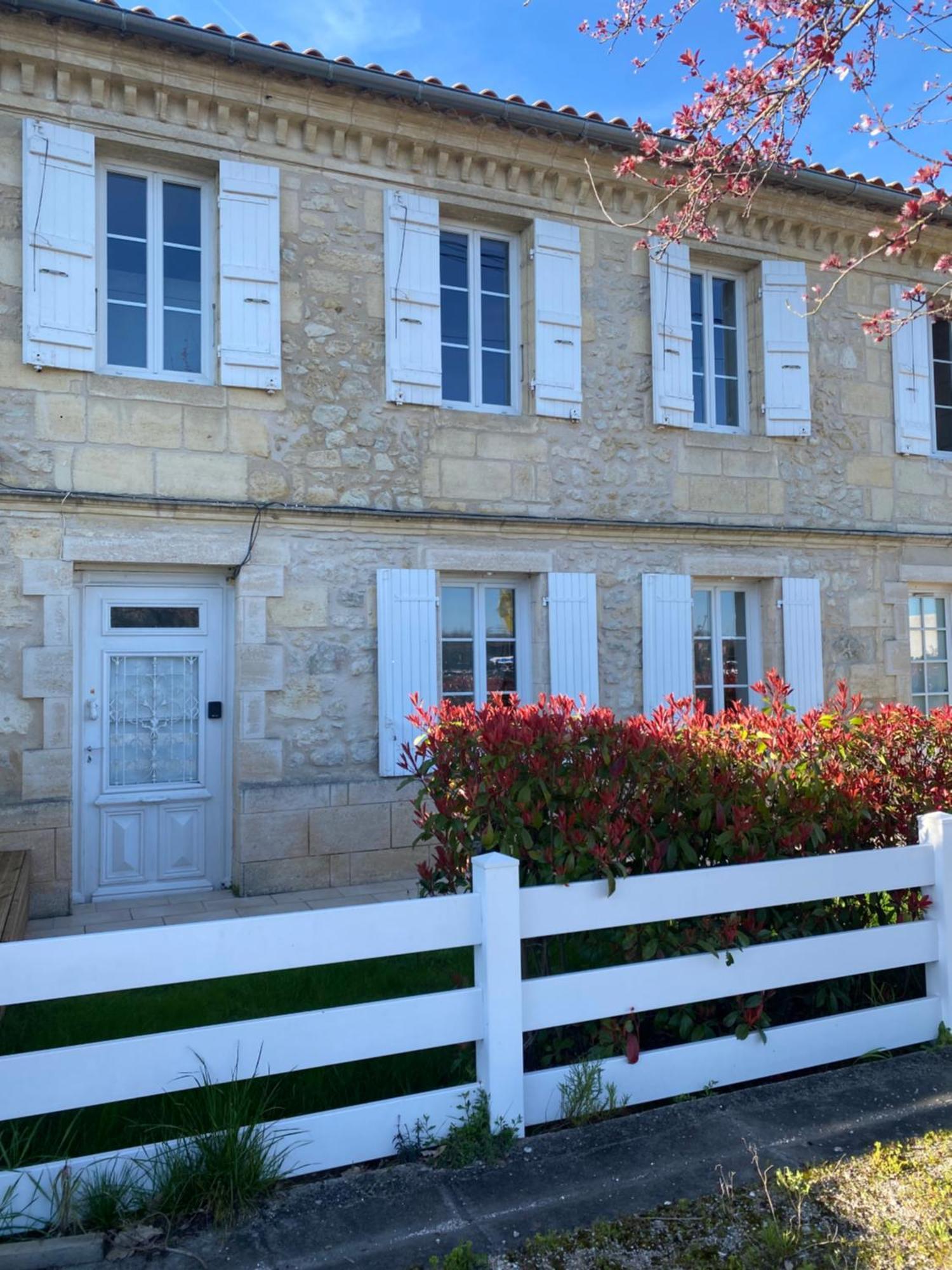 Chaleureux 6 Pers Apartment Beychac-et-Caillau